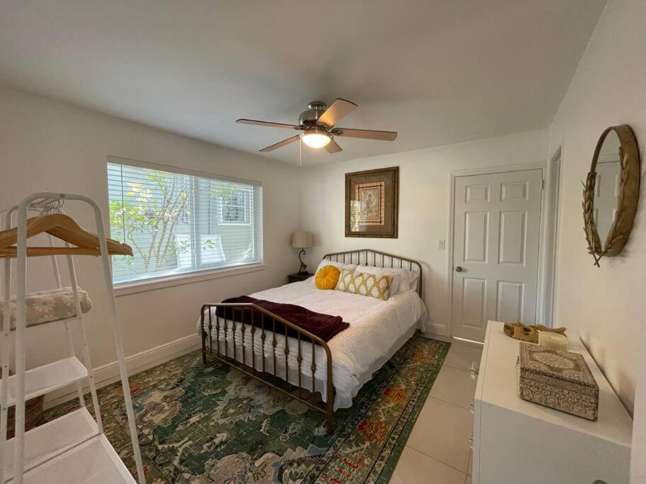 Jungle Cottage With Luxury Pool, Hot Tub And More! Lake Worth Beach Exterior photo