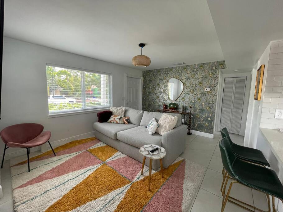 Jungle Cottage With Luxury Pool, Hot Tub And More! Lake Worth Beach Exterior photo